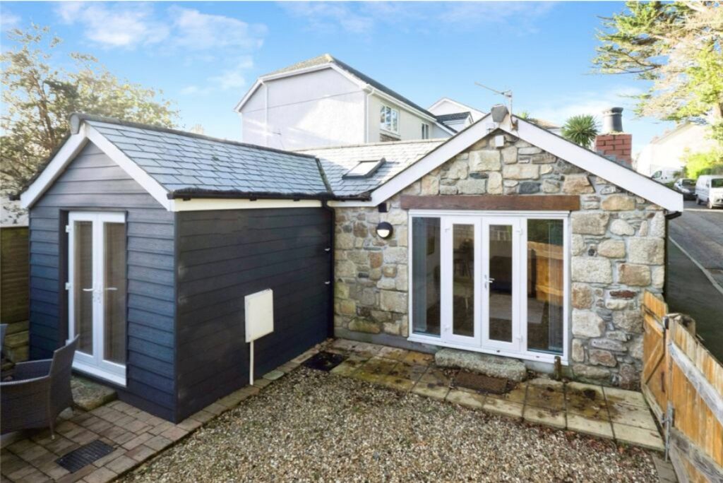 Bungalow