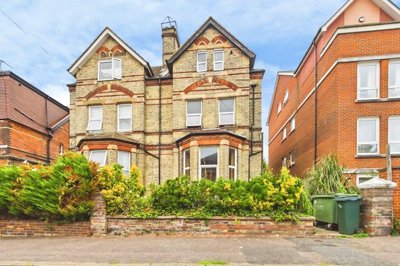 Property on CT20 2SL