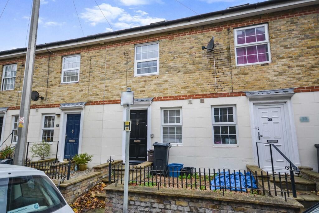 Property main image