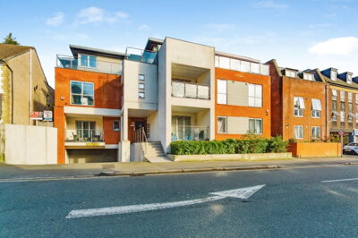 Property on Croydon Road, CR3 6QD