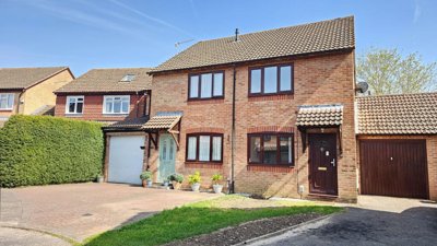 Property on Pavy Close, RG19 4GR