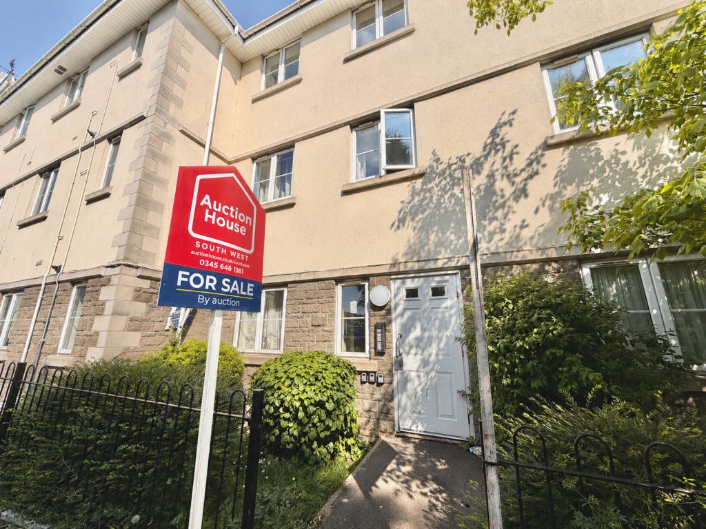 Terraced House