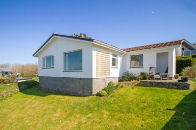 Property on Ocean View, PL23 1QJ