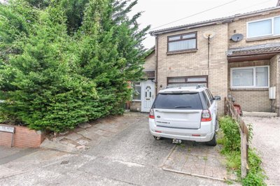 Property on CF63 4UZ