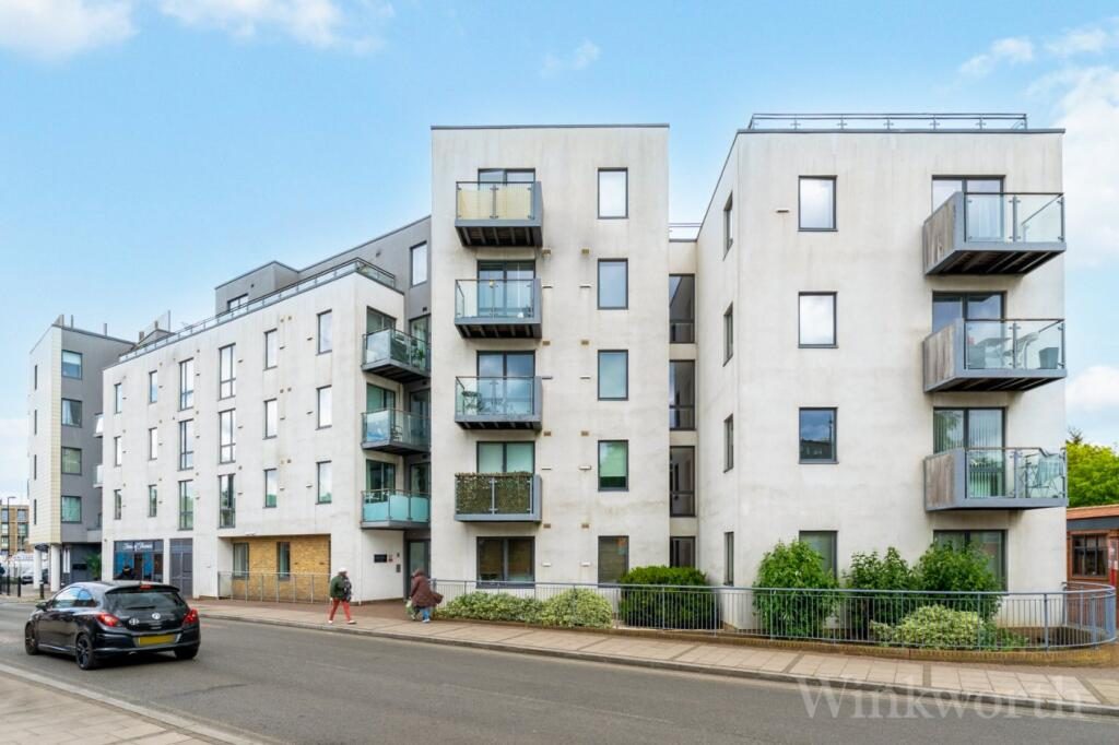 Property main image