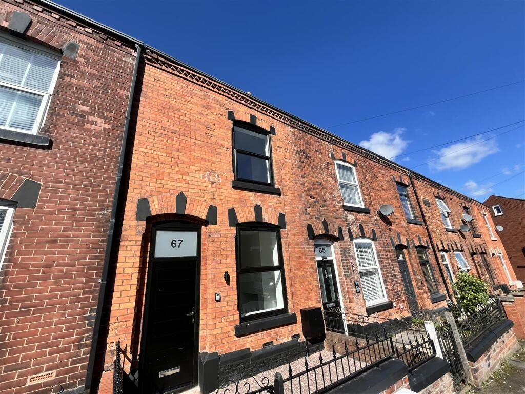 Terraced House