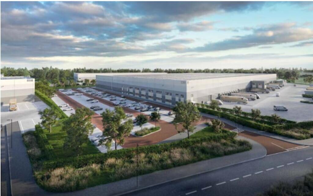 Distribution Warehouse