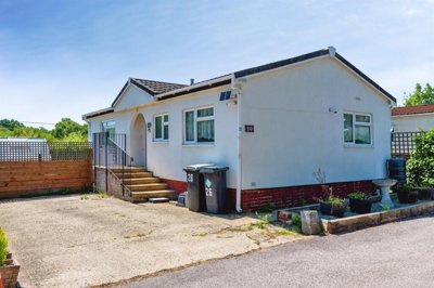 Property on Main Road, SO21 1TE