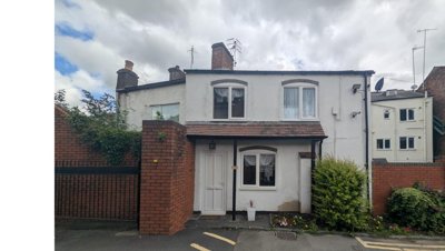 Property on WR1 2RS
