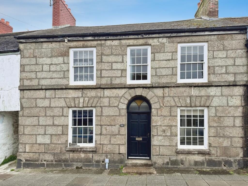 Property main image