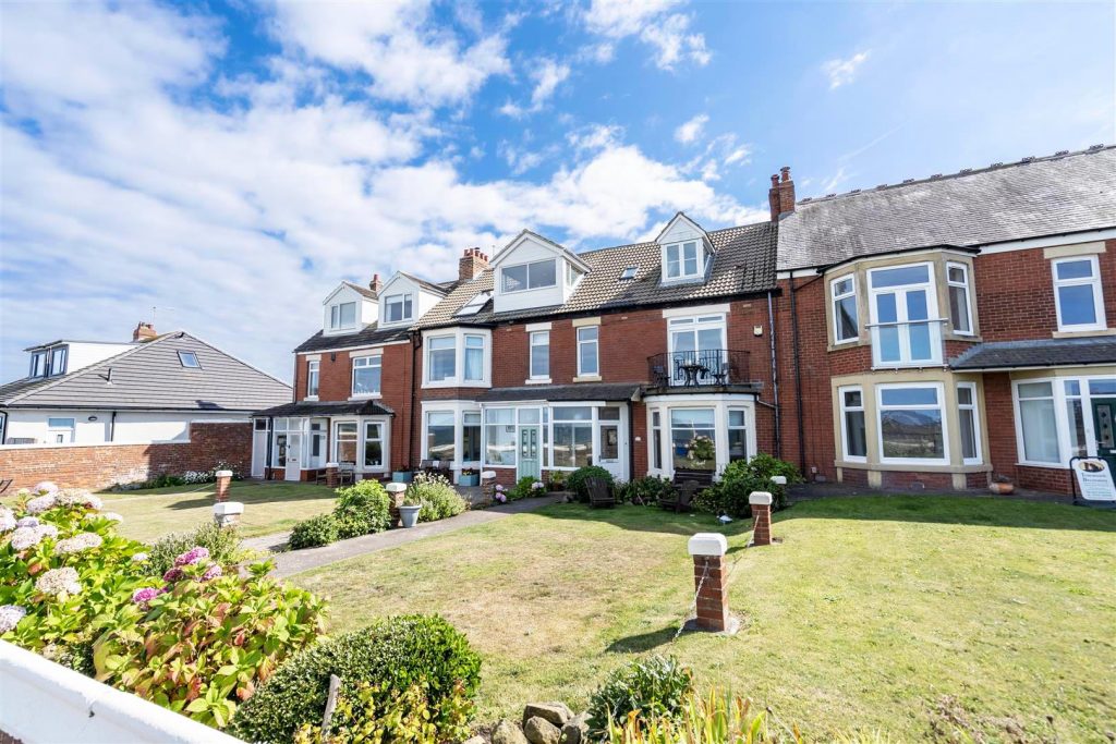 Terraced House
