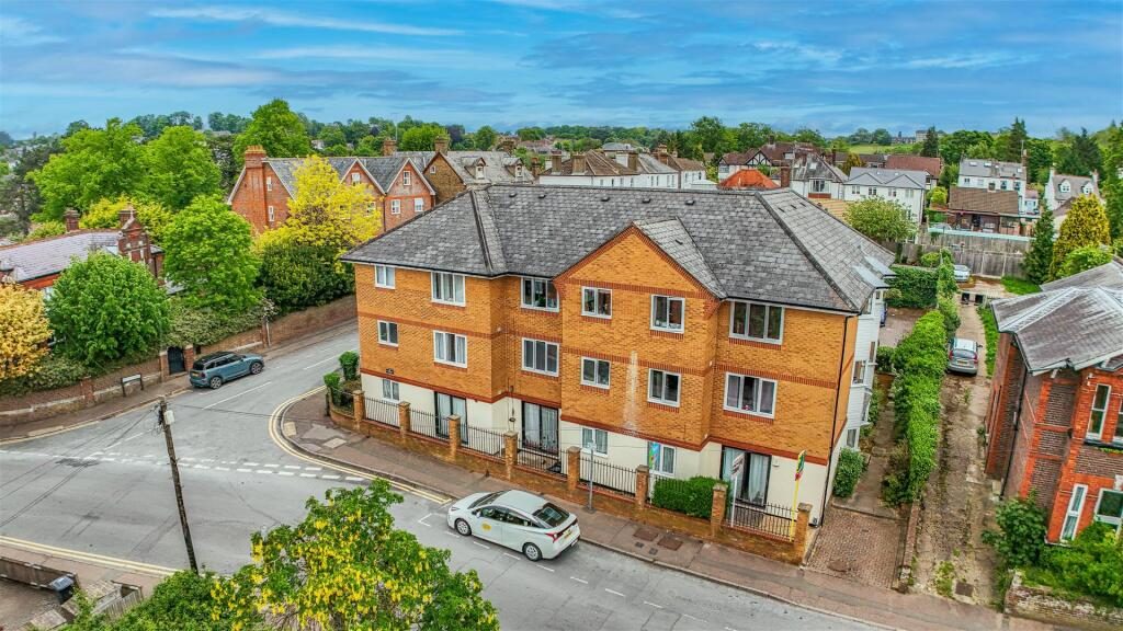 Property main image