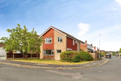 Property on Barons Way, PR7 6PS