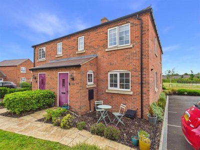 Property on PE9 3DH