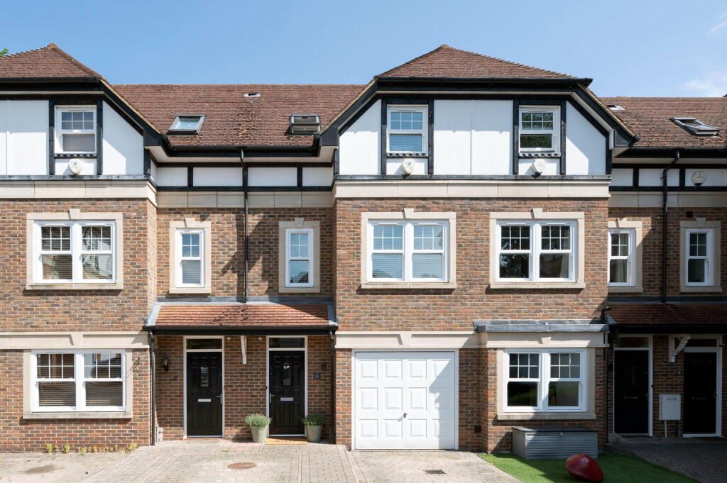 Terraced House