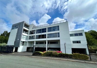 Property on Netherfield Road South, L5 4LS