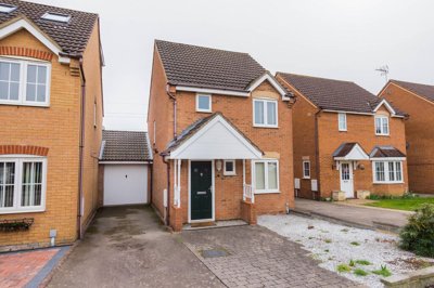 Property on Lodge Way, NN9 5YJ