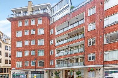 Property on Buckingham Gate, SW1E 6PA