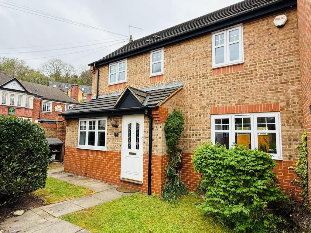 Terraced House