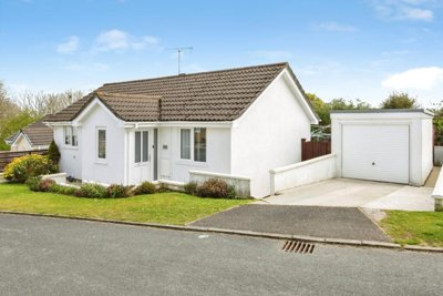 Property on Park Way, PL25 4HY