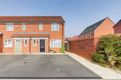 Property on Defiant Close, NG15 6WJ