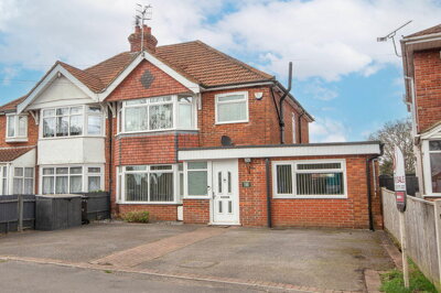 Property on Salisbury Road, SO40 3PZ