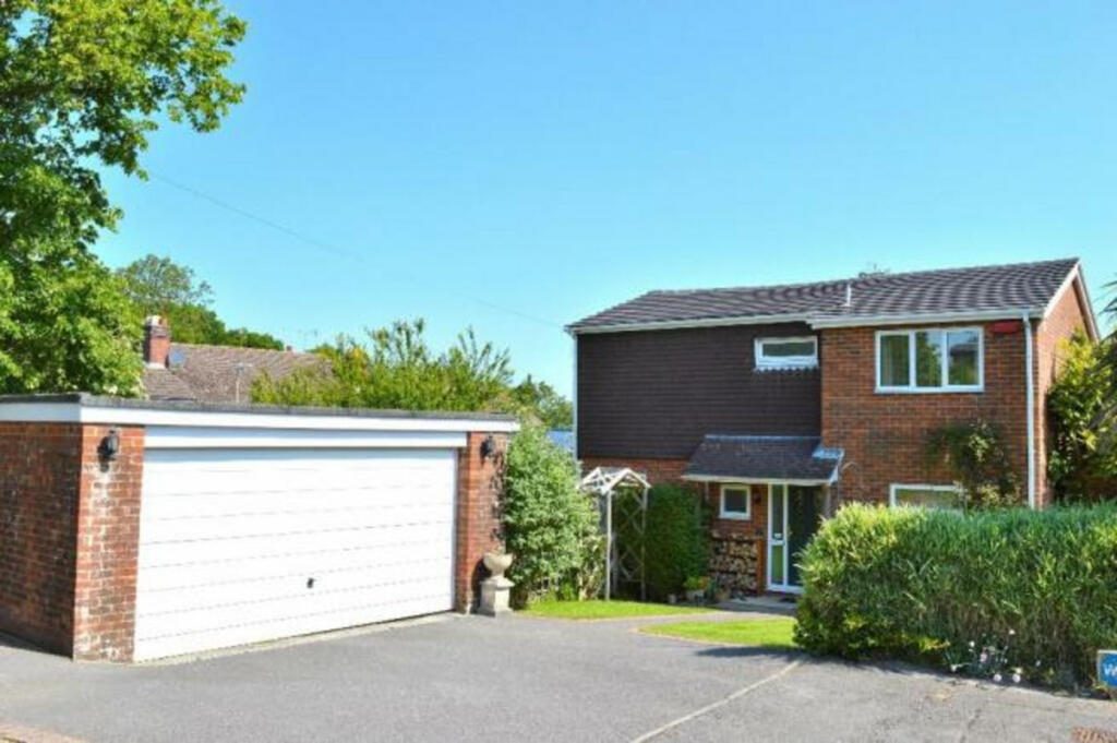 Property main image