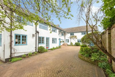 Property on Melbourn Road, SG8 7DB