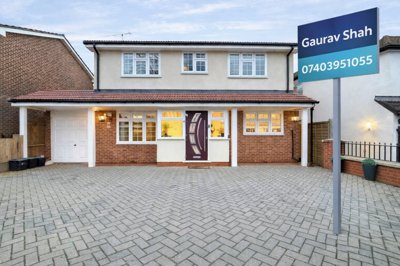 Property on The Avenue, BR6 9AS