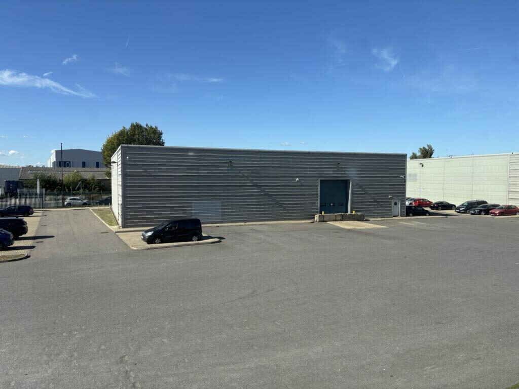 Distribution Warehouse