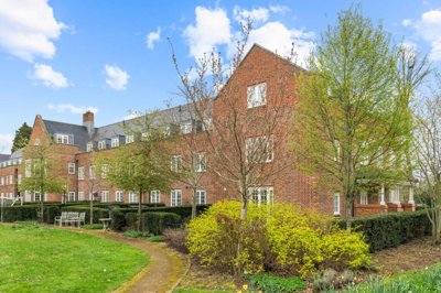 Property on Pegrum Drive, AL2 1FB