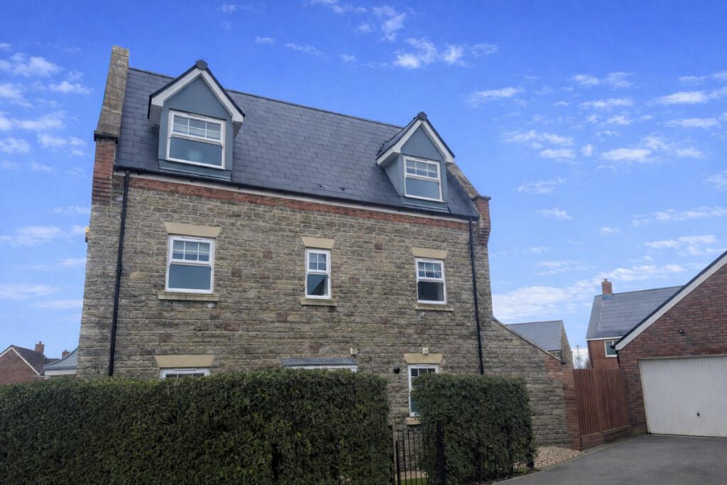Terraced House