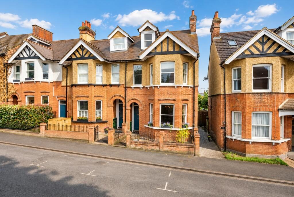 Property main image