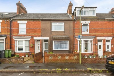 Property on Newtown Road, SO50 9BW