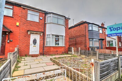 Property on Seddon Avenue, M18 8NW