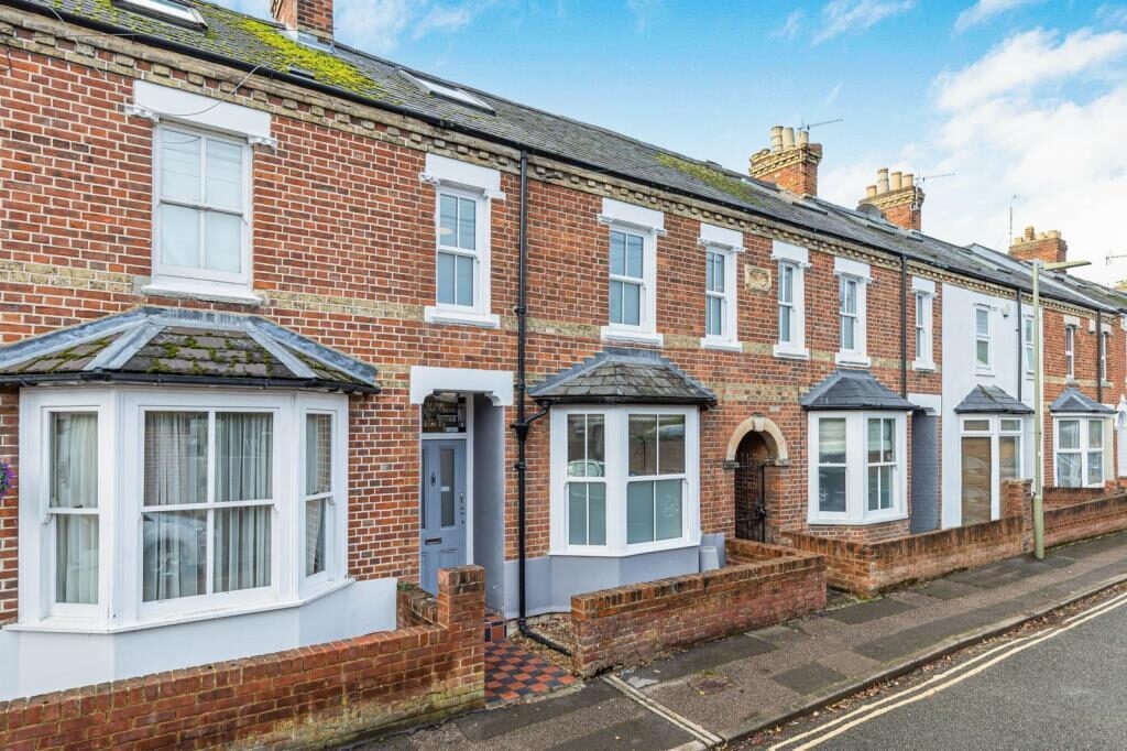 Terraced House