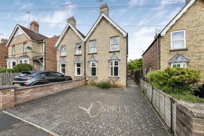 Property on Queens Walk, PE9 2QE
