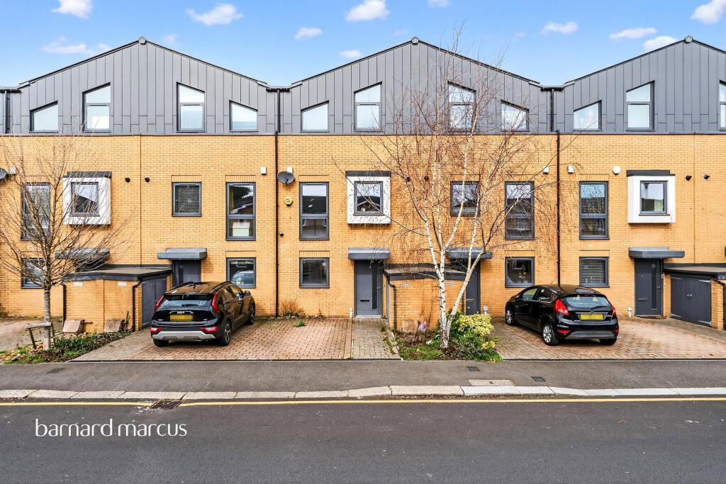 Terraced House