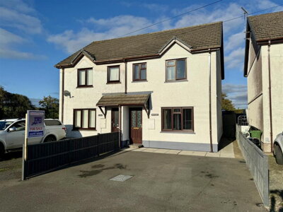 Property on Heol Hathren, SA48 8JR