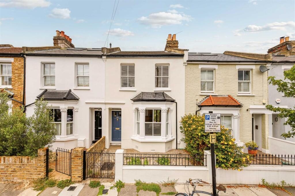 Terraced House