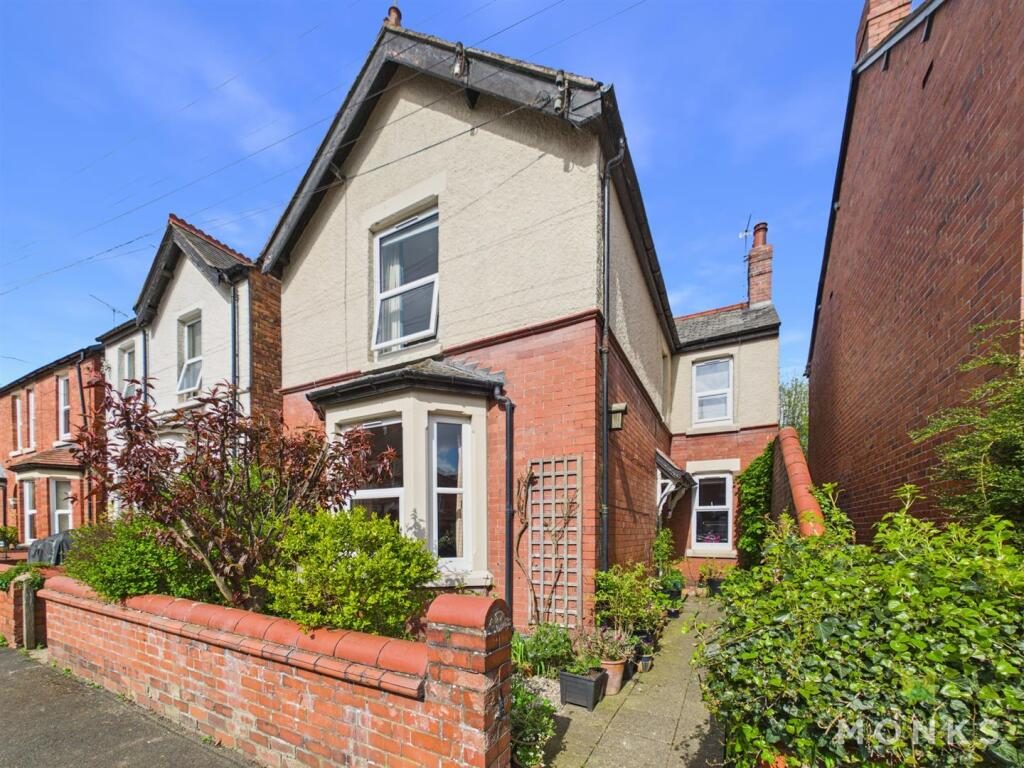 Property main image