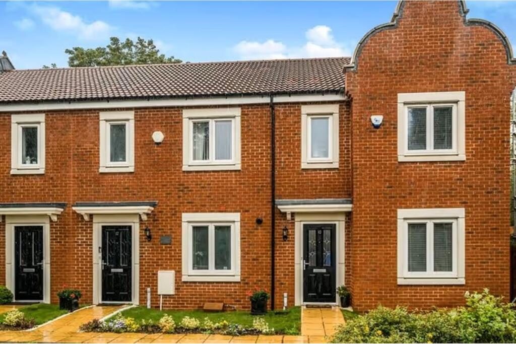 Terraced House