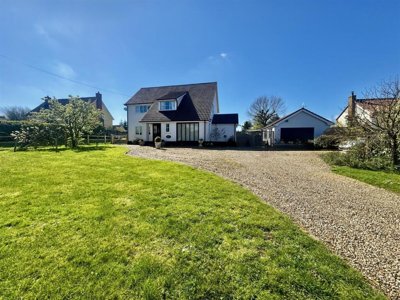 Property on The Street, IP23 7JN