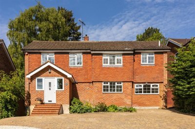 Property on Carlton Green, RH1 2DA