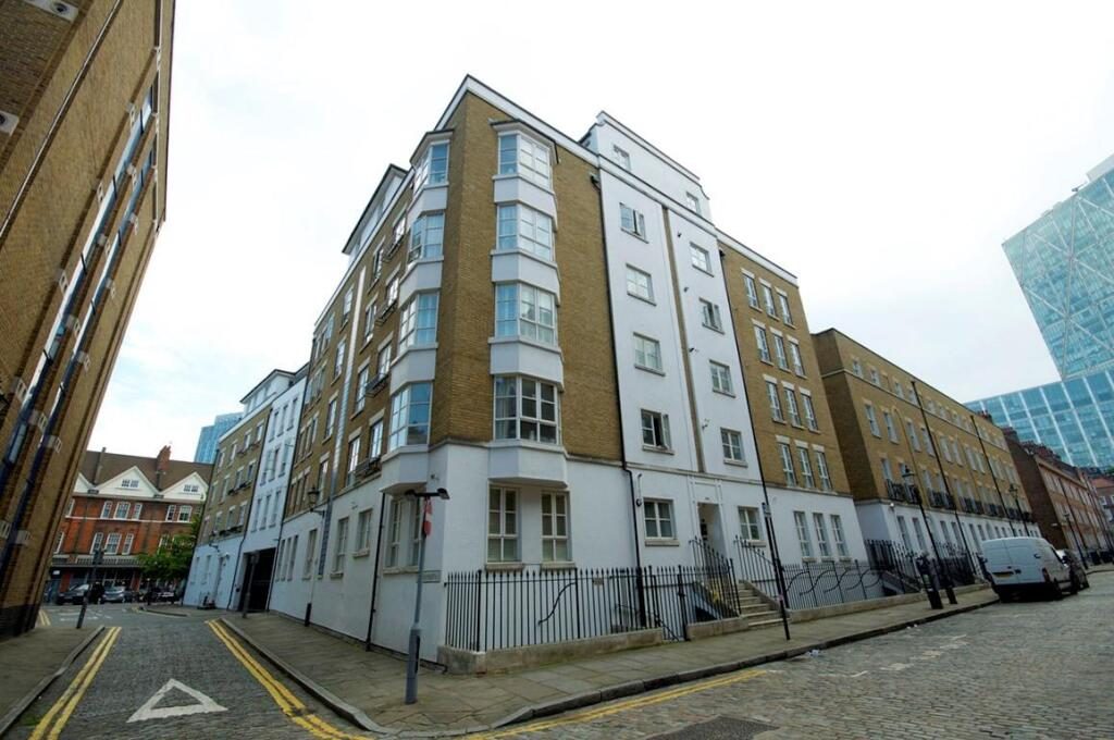 Property main image