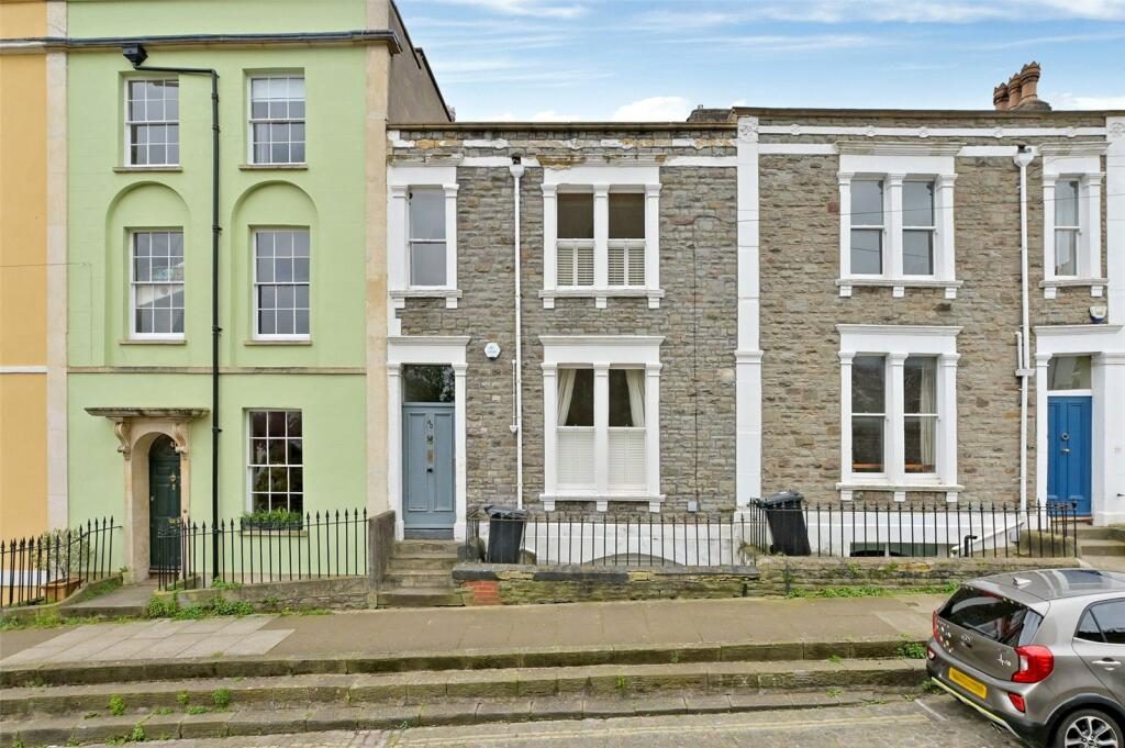 Terraced House