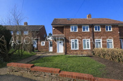 Property on Brookside, EN6 3PU