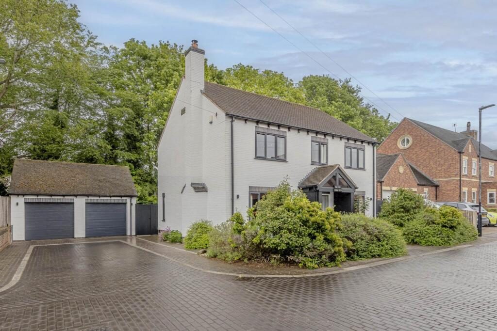 Property main image