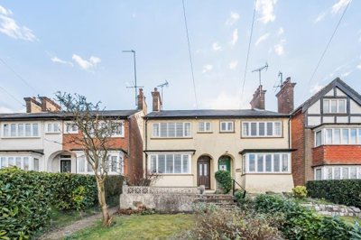 Property on Eskdale Avenue, HP5 3AY