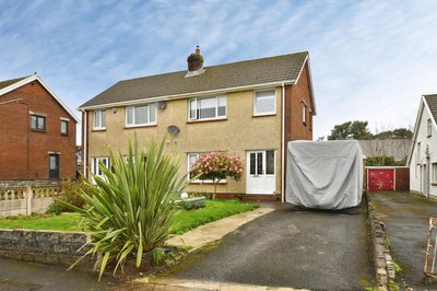 Property on Enfield Close, SA6 6LW